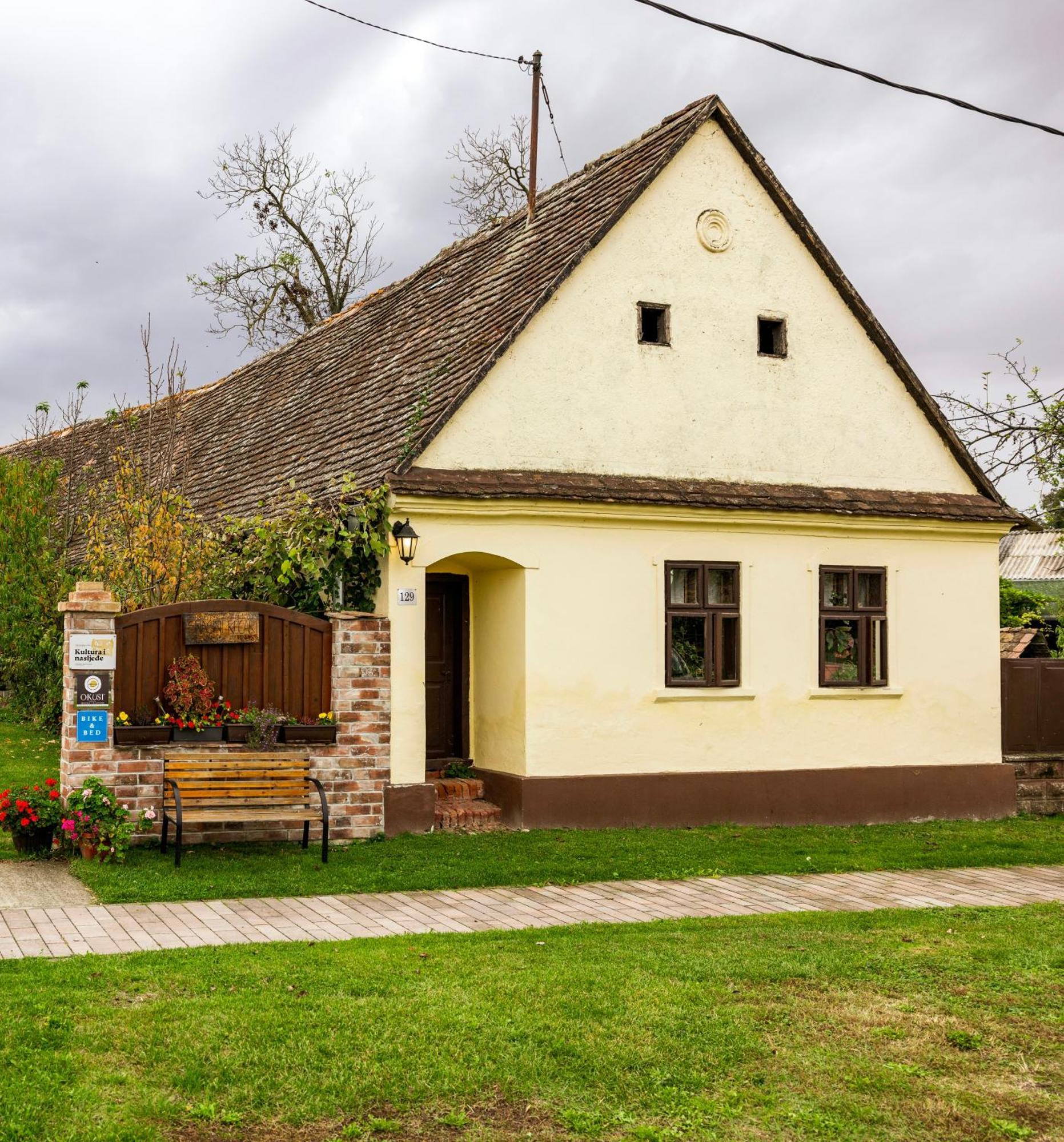 Snasini Kucari Bed and Breakfast Gradiste Εξωτερικό φωτογραφία