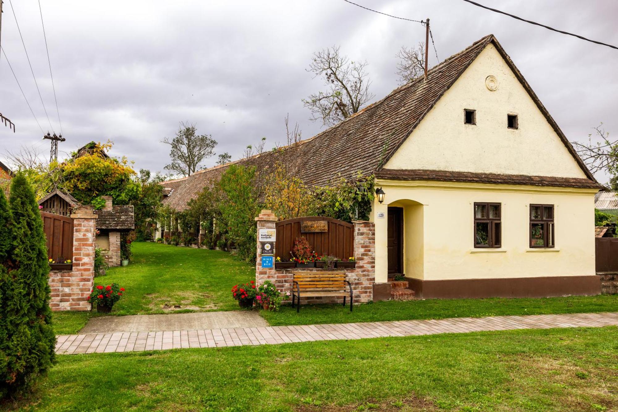 Snasini Kucari Bed and Breakfast Gradiste Εξωτερικό φωτογραφία